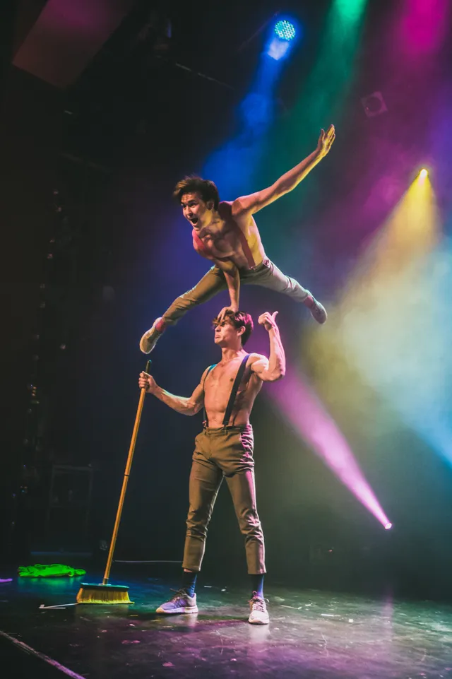 Jim&John Heimathafen Performance